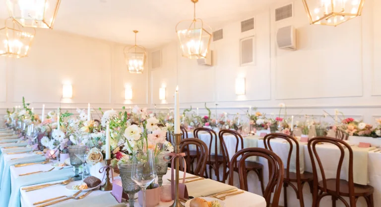 Highlighting Charleston venue in action