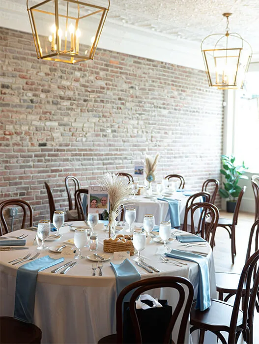 Capturing Charleston dining experiences
